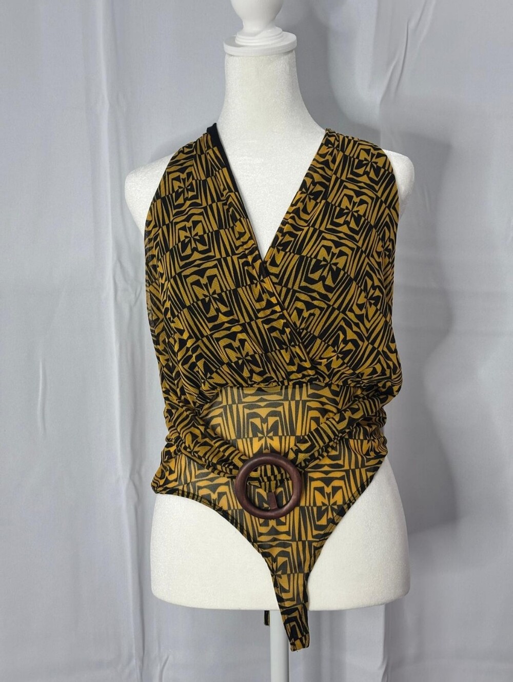 Fashion Nova Women’s Medium Geometric Print Belted Bodysuit Mustard Black